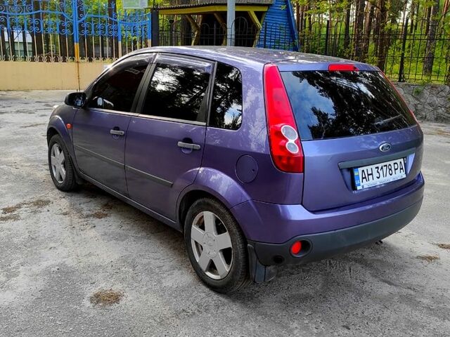 Фиолетовый Форд Фиеста, объемом двигателя 1.4 л и пробегом 135 тыс. км за 4950 $, фото 7 на Automoto.ua