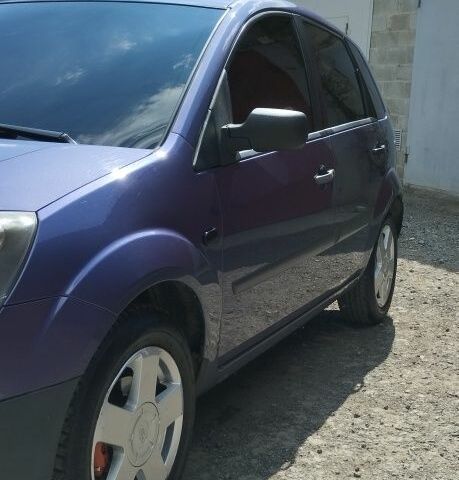 Фиолетовый Форд Фиеста, объемом двигателя 0 л и пробегом 150 тыс. км за 4400 $, фото 2 на Automoto.ua
