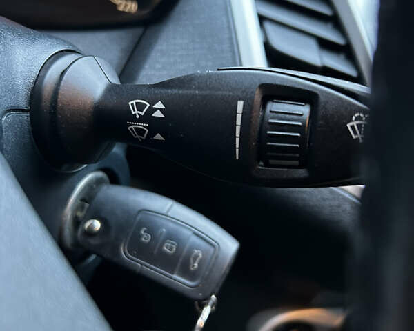 Коричневый Форд Фиеста, объемом двигателя 1.25 л и пробегом 144 тыс. км за 5650 $, фото 32 на Automoto.ua