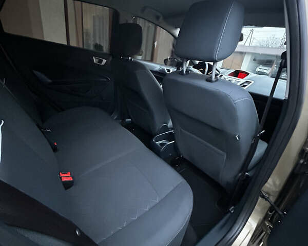 Коричневый Форд Фиеста, объемом двигателя 1.25 л и пробегом 144 тыс. км за 5650 $, фото 20 на Automoto.ua