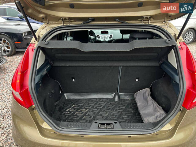 Коричневый Форд Фиеста, объемом двигателя 1.39 л и пробегом 98 тыс. км за 7999 $, фото 8 на Automoto.ua