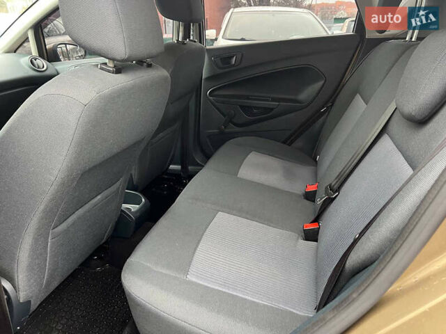 Коричневый Форд Фиеста, объемом двигателя 1.39 л и пробегом 98 тыс. км за 7999 $, фото 15 на Automoto.ua