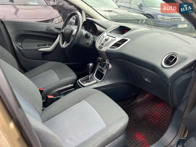 Коричневый Форд Фиеста, объемом двигателя 1.39 л и пробегом 98 тыс. км за 7999 $, фото 14 на Automoto.ua