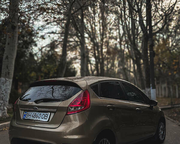 Коричневый Форд Фиеста, объемом двигателя 1.39 л и пробегом 164 тыс. км за 7250 $, фото 5 на Automoto.ua