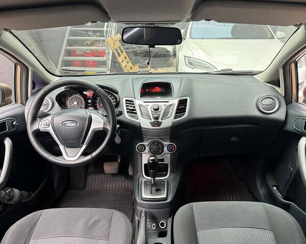 Коричневый Форд Фиеста, объемом двигателя 1.39 л и пробегом 164 тыс. км за 7250 $, фото 11 на Automoto.ua