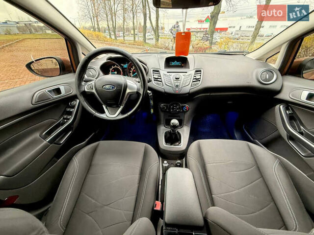Коричневый Форд Фиеста, объемом двигателя 1 л и пробегом 154 тыс. км за 5300 $, фото 17 на Automoto.ua