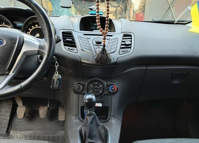 Коричневий Форд Фієста, об'ємом двигуна 1.5 л та пробігом 190 тис. км за 7300 $, фото 7 на Automoto.ua