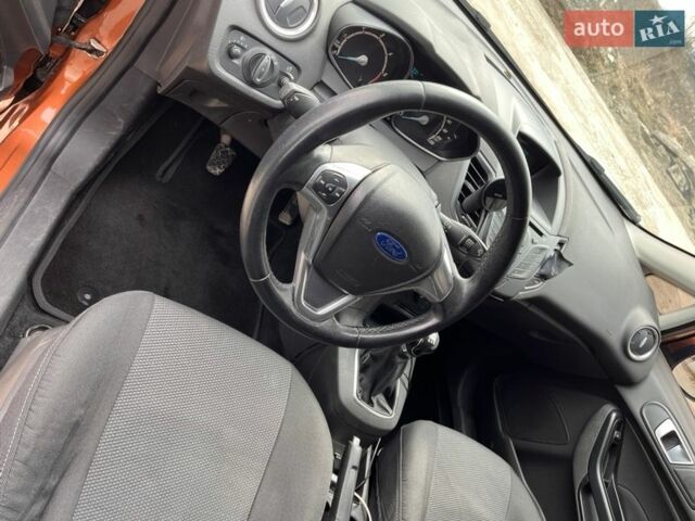 Коричневий Форд Фієста, об'ємом двигуна 1.5 л та пробігом 91 тис. км за 9000 $, фото 7 на Automoto.ua