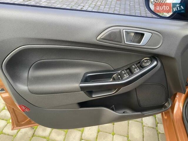 Форд Фієста 2015 у Рівному на Automoto.ua Коричневий Форд Фієста, об'ємом двигуна 1 л та пробігом 44 тис. км за 7950 $, фото 9 на Automoto.ua