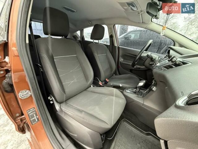 Коричневий Форд Фієста, об'ємом двигуна 1 л та пробігом 93 тис. км за 8700 $, фото 12 на Automoto.ua