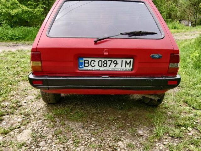 Красный Форд Фиеста, объемом двигателя 1.1 л и пробегом 84 тыс. км за 699 $, фото 5 на Automoto.ua