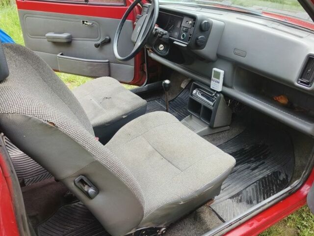 Красный Форд Фиеста, объемом двигателя 1.1 л и пробегом 84 тыс. км за 699 $, фото 6 на Automoto.ua