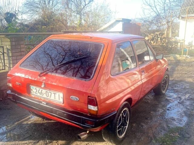 Красный Форд Фиеста, объемом двигателя 1.6 л и пробегом 1000 тыс. км за 595 $, фото 2 на Automoto.ua