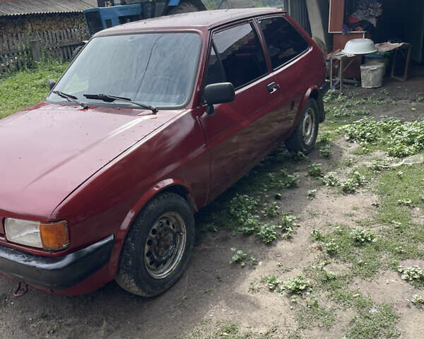 Красный Форд Фиеста, объемом двигателя 1.6 л и пробегом 62 тыс. км за 950 $, фото 2 на Automoto.ua