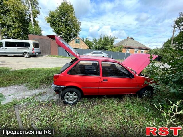 Красный Форд Фиеста, объемом двигателя 1.1 л и пробегом 210 тыс. км за 750 $, фото 3 на Automoto.ua