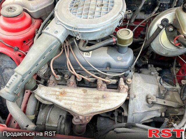 Красный Форд Фиеста, объемом двигателя 1.1 л и пробегом 210 тыс. км за 750 $, фото 7 на Automoto.ua