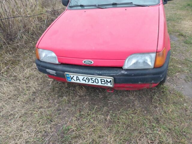 Красный Форд Фиеста, объемом двигателя 1.2 л и пробегом 3 тыс. км за 1000 $, фото 1 на Automoto.ua