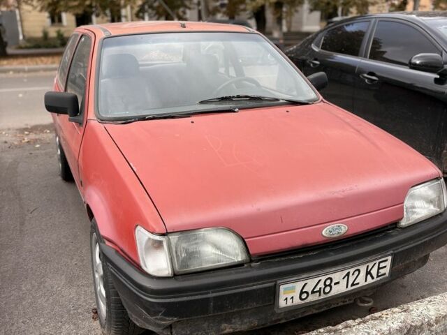 Червоний Форд Фієста, об'ємом двигуна 1.1 л та пробігом 400 тис. км за 240 $, фото 2 на Automoto.ua