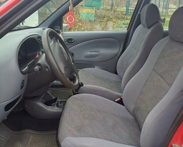 Красный Форд Фиеста, объемом двигателя 1.3 л и пробегом 34 тыс. км за 2700 $, фото 6 на Automoto.ua