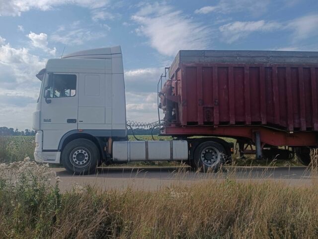 Червоний Форд Фієста, об'ємом двигуна 1.39 л та пробігом 147 тис. км за 5100 $, фото 12 на Automoto.ua