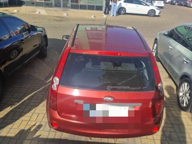 Форд Фиеста 2006 в Вишневом на Automoto.ua Красный Форд Фиеста, объемом двигателя 1.24 л и пробегом 347 тыс. км за 3250 $, фото 1 на Automoto.ua