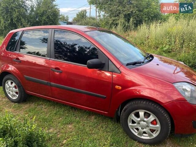 Красный Форд Фиеста, объемом двигателя 1.24 л и пробегом 153 тыс. км за 4500 $, фото 8 на Automoto.ua