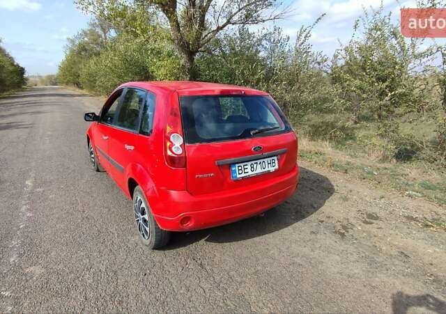 Красный Форд Фиеста, объемом двигателя 1.25 л и пробегом 180 тыс. км за 3600 $, фото 10 на Automoto.ua