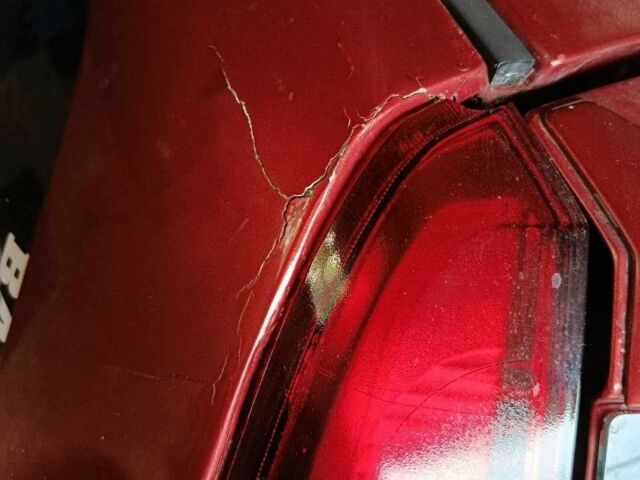 Красный Форд Фиеста, объемом двигателя 1.2 л и пробегом 260 тыс. км за 3590 $, фото 6 на Automoto.ua