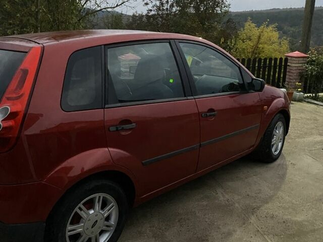 Форд Фиеста 2007 в Виннице на Automoto.ua Красный Форд Фиеста, объемом двигателя 1.2 л и пробегом 80 тыс. км за 3700 $, фото 7 на Automoto.ua