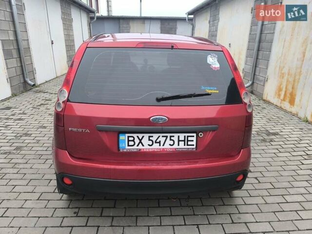 Красный Форд Фиеста, объемом двигателя 1.4 л и пробегом 237 тыс. км за 3650 $, фото 1 на Automoto.ua