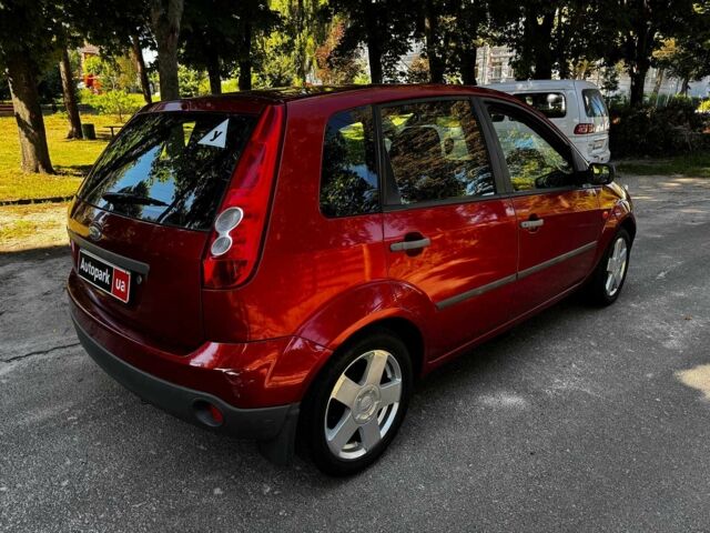 Червоний Форд Фієста, об'ємом двигуна 1.4 л та пробігом 183 тис. км за 3940 $, фото 6 на Automoto.ua