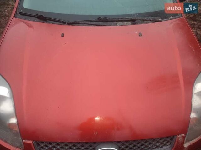 Красный Форд Фиеста, объемом двигателя 1.4 л и пробегом 175 тыс. км за 1750 $, фото 20 на Automoto.ua