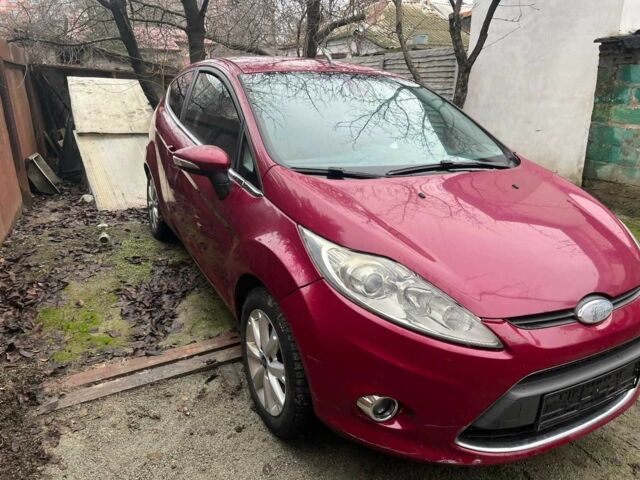 Красный Форд Фиеста, объемом двигателя 1.6 л и пробегом 222 тыс. км за 4500 $, фото 8 на Automoto.ua