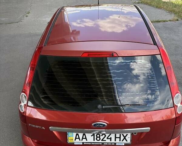 Червоний Форд Фієста, об'ємом двигуна 1.39 л та пробігом 200 тис. км за 4300 $, фото 12 на Automoto.ua