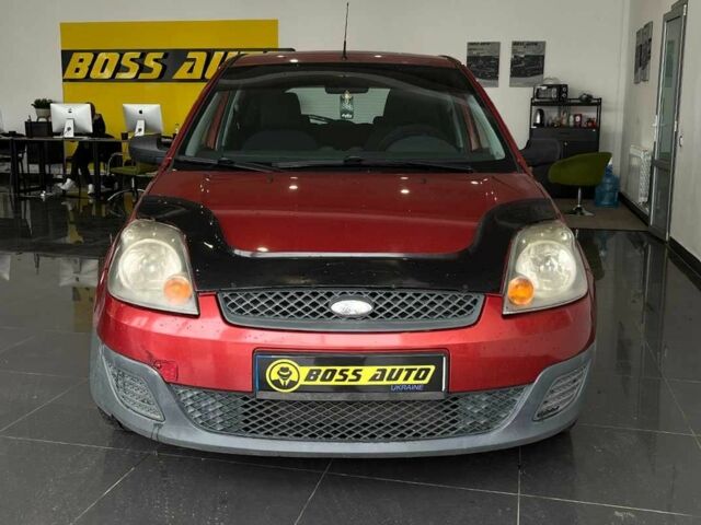 Красный Форд Фиеста, объемом двигателя 1.2 л и пробегом 164 тыс. км за 4150 $, фото 1 на Automoto.ua