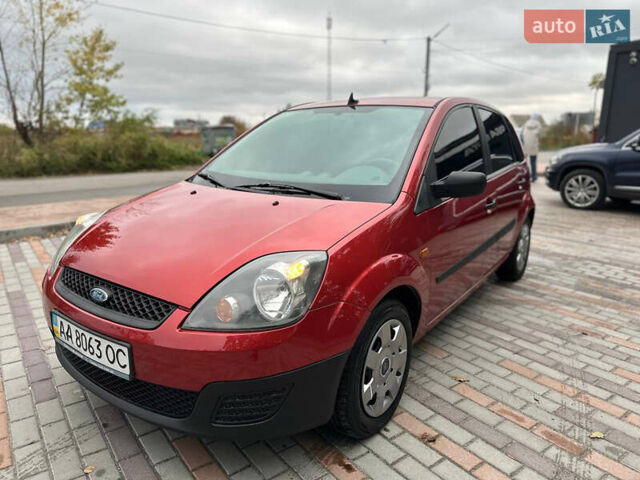 Красный Форд Фиеста, объемом двигателя 1.24 л и пробегом 170 тыс. км за 3999 $, фото 9 на Automoto.ua