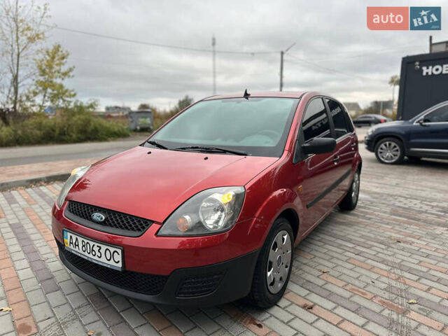 Красный Форд Фиеста, объемом двигателя 1.24 л и пробегом 170 тыс. км за 3999 $, фото 7 на Automoto.ua