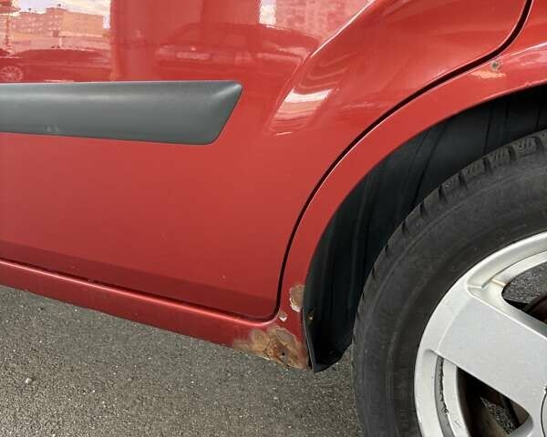 Червоний Форд Фієста, об'ємом двигуна 1.39 л та пробігом 200 тис. км за 4300 $, фото 21 на Automoto.ua