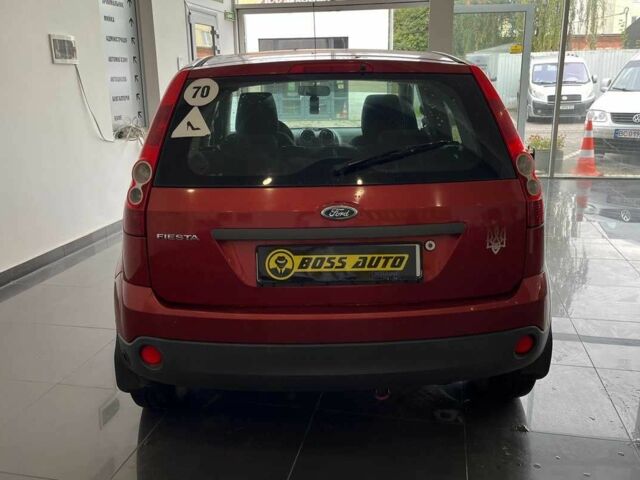 Красный Форд Фиеста, объемом двигателя 1.2 л и пробегом 164 тыс. км за 4150 $, фото 5 на Automoto.ua