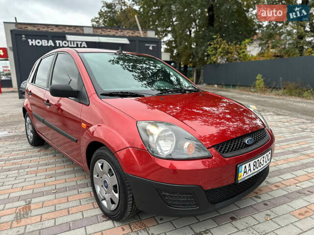 Красный Форд Фиеста, объемом двигателя 1.24 л и пробегом 170 тыс. км за 3999 $, фото 26 на Automoto.ua