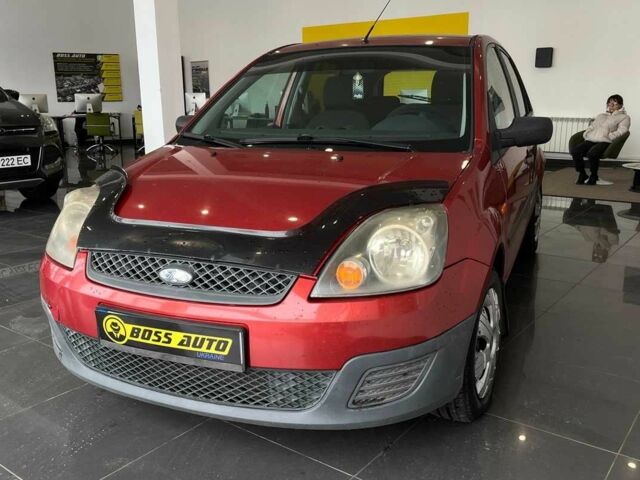 Красный Форд Фиеста, объемом двигателя 1.2 л и пробегом 164 тыс. км за 4150 $, фото 2 на Automoto.ua