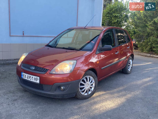 Красный Форд Фиеста, объемом двигателя 1.39 л и пробегом 189 тыс. км за 3900 $, фото 17 на Automoto.ua