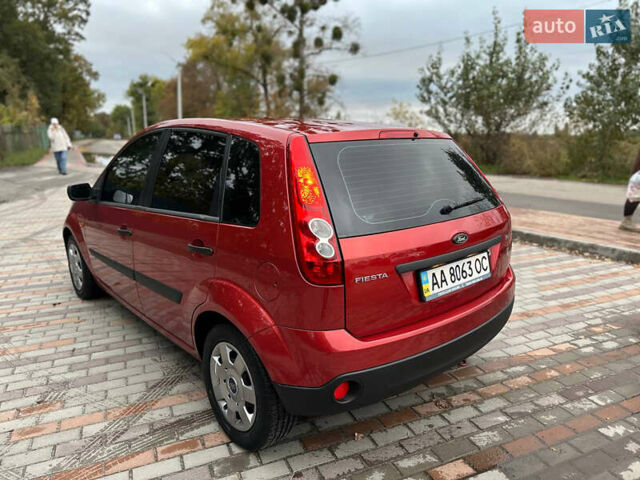 Красный Форд Фиеста, объемом двигателя 1.24 л и пробегом 170 тыс. км за 3999 $, фото 13 на Automoto.ua