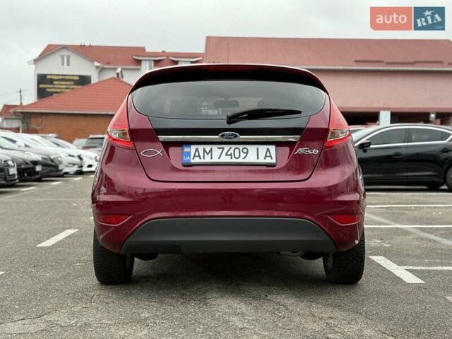 Червоний Форд Фієста, об'ємом двигуна 1.39 л та пробігом 110 тис. км за 6700 $, фото 13 на Automoto.ua