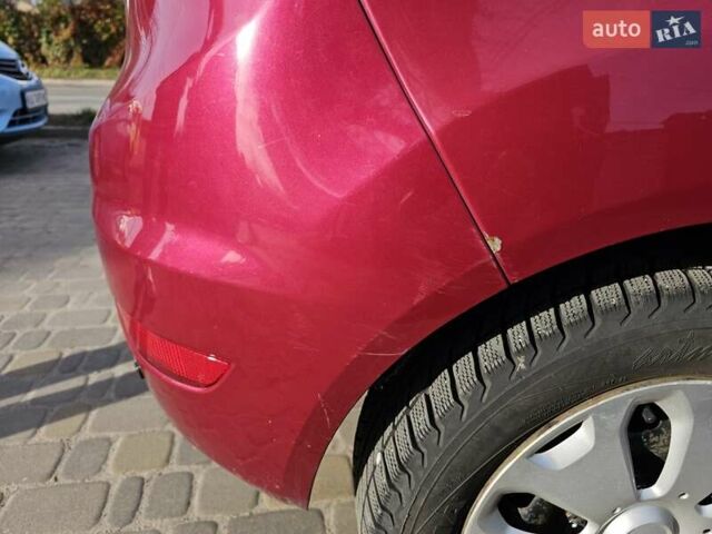 Красный Форд Фиеста, объемом двигателя 1.4 л и пробегом 136 тыс. км за 6300 $, фото 25 на Automoto.ua