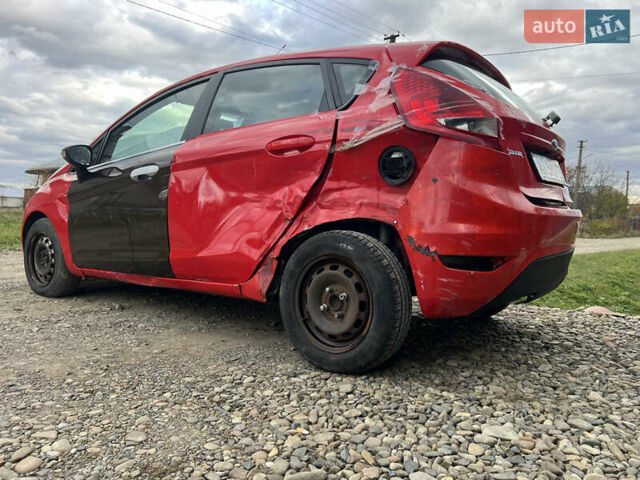 Червоний Форд Фієста, об'ємом двигуна 0 л та пробігом 204 тис. км за 2750 $, фото 4 на Automoto.ua