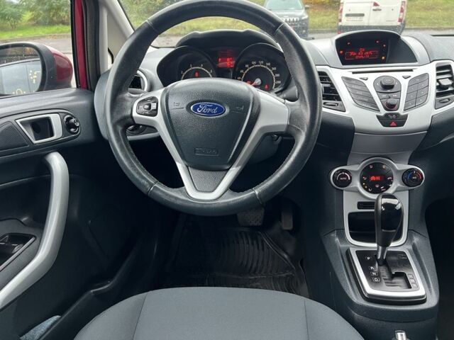 Форд Фиеста 2010 в Киеве на Automoto.ua Красный Форд Фиеста, объемом двигателя 1.4 л и пробегом 160 тыс. км за 6500 $, фото 3 на Automoto.ua