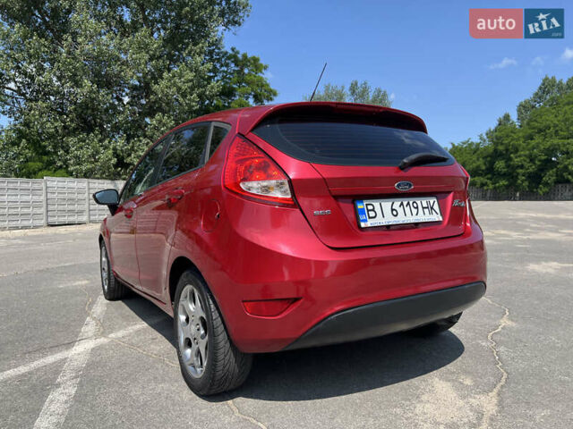 Червоний Форд Фієста, об'ємом двигуна 1.6 л та пробігом 164 тис. км за 7000 $, фото 36 на Automoto.ua