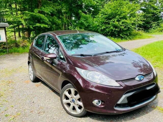 Красный Форд Фиеста, объемом двигателя 1.4 л и пробегом 154 тыс. км за 4500 $, фото 23 на Automoto.ua