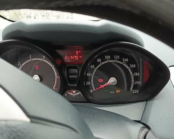 Червоний Форд Фієста, об'ємом двигуна 1.2 л та пробігом 220 тис. км за 5100 $, фото 16 на Automoto.ua